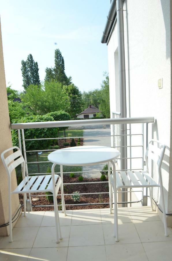 Hannajo Apartman Замарді Екстер'єр фото